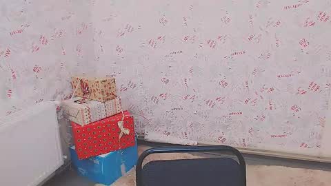 Snapshot of olivia_red_ chatting on 02.13.25 Olivia online show from 02.13.25