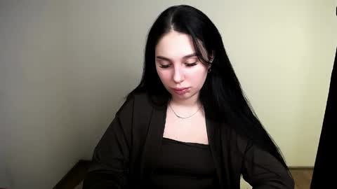 Olivia online show from 04.15.26