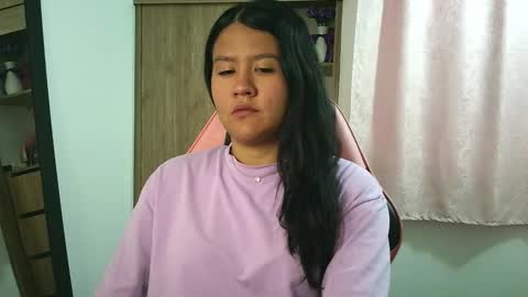 Olivia online show from 11.25.25