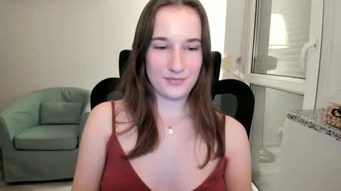 Oliwiaa2004 online show from 12.05.24