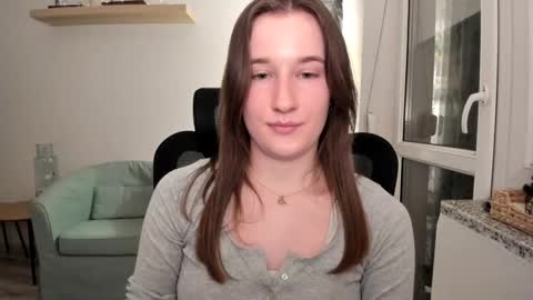 Oliwiaa2004 online show from 03.10.25