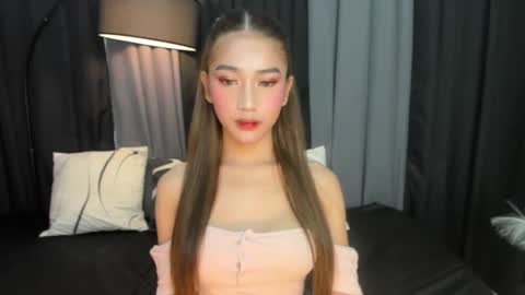 lia online show from 01.21.25