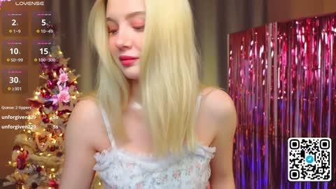 Olivia online show from 01.08.25