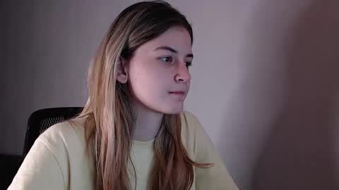 Olivia and Niko online show from 10.01.25