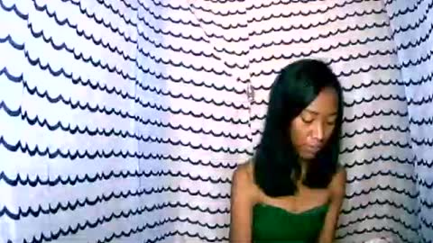 Snapshot of oliviah27 chatting on 10.22.25 oliviah27 online show from 10.22.25