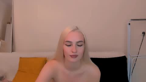 oliviaBeauty online show from 10.22.25