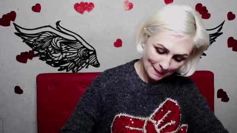 Snapshot of oliviahorst chatting on 02.26.25 OliviaHorst online show from 02.26.25