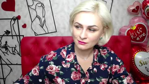 Snapshot of oliviahorst chatting on 03.06.25 OliviaHorst online show from 03.06.25