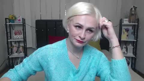 Snapshot of oliviahorst chatting on 10.16.25 OliviaHorst online show from 10.16.25