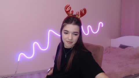 Olivia online show from 12.08.24