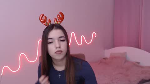 Olivia online show from 12.08.24