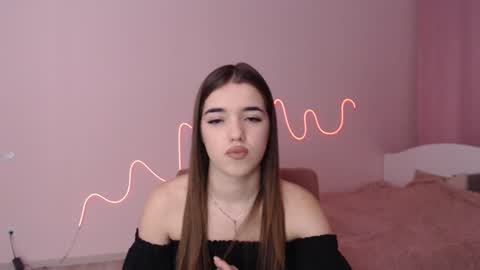 Olivia online show from 01.07.25