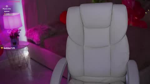 Olivia online show from 02.15.26