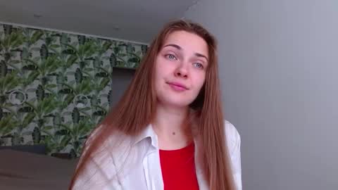 Olivia online show from 10.08.25