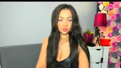 OliviaWomen online show from 03.17.26