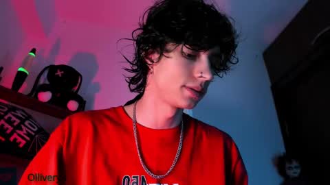     online show from 03.06.25