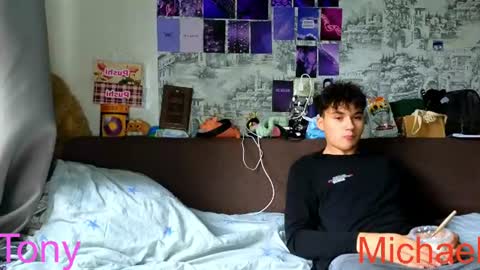 Snapshot of ololkd chatting on 06.17.26 Tony online show from 06.17.26