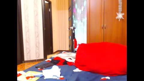 Snapshot of olvia7985 chatting on 01.14.25 olvia online show from 01.14.25