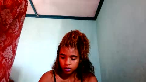 Snapshot of omegah05 chatting on 06.10.26 omegah05 online show from 06.10.26