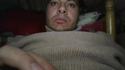 Snapshot of omranaboumigana chatting on 12.31.24 strong man online show from 12.31.24