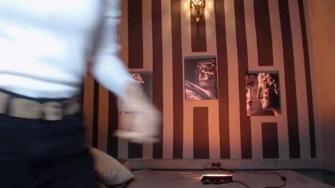 onaloon online show from 12.04.25