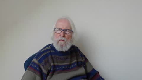 Snapshot of onanister chatting on 01.09.25 Somewhere over the rainbow online show from 01.09.25