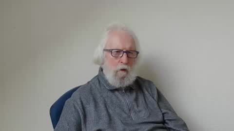 Snapshot of onanister chatting on 01.23.25 Somewhere over the rainbow online show from 01.23.25