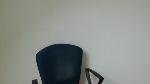 Snapshot of onanister chatting on 02.06.25 Somewhere over the rainbow online show from 02.06.25