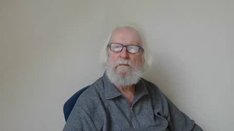 Snapshot of onanister chatting on 02.15.25 Somewhere over the rainbow online show from 02.15.25