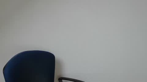 Snapshot of onanister chatting on 02.20.25 Somewhere over the rainbow online show from 02.20.25