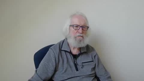 Snapshot of onanister chatting on 03.07.25 Somewhere over the rainbow online show from 03.07.25