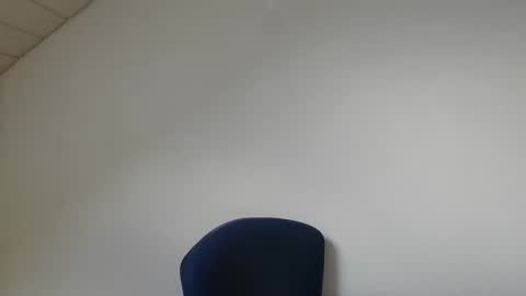 Snapshot of onanister chatting on 09.10.25 Somewhere over the rainbow online show from 09.10.25