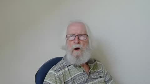 Snapshot of onanister chatting on 09.15.25 Somewhere over the rainbow online show from 09.15.25