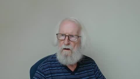 Snapshot of onanister chatting on 09.22.25 Somewhere over the rainbow online show from 09.22.25