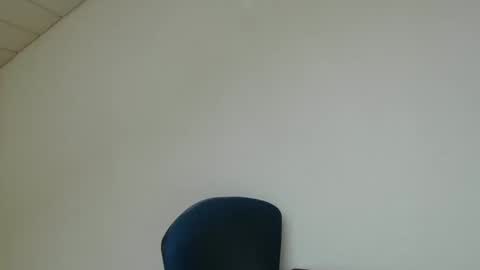 Snapshot of onanister chatting on 09.23.25 Somewhere over the rainbow online show from 09.23.25