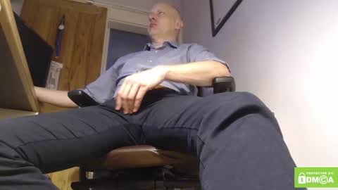 Snapshot of one_balled_wonder chatting on 02.26.26 one balled wonder online show from 02.26.26