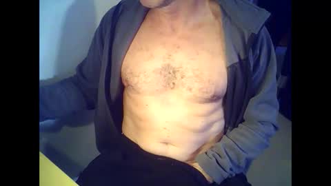 Snapshot of oneeedge chatting on 02.17.25 Edge online show from 02.17.25