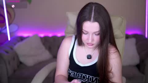 L A Y A online show from 04.03.26