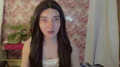 Snapshot of onelesslonelygirl69 chatting on 06.02.26 KLIER online show from 06.02.26