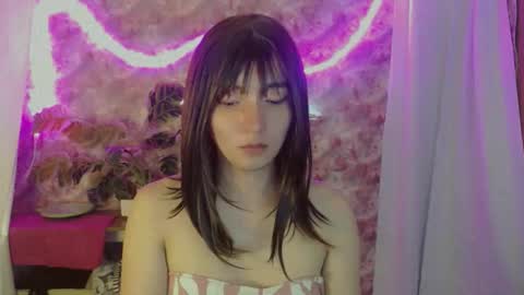 Snapshot of onelesslonelygirl69 chatting on 06.10.26 KLIER online show from 06.10.26
