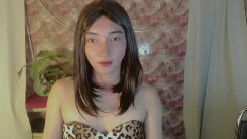 Snapshot of onelesslonelygirl69 chatting on 06.13.26 KLIER online show from 06.13.26