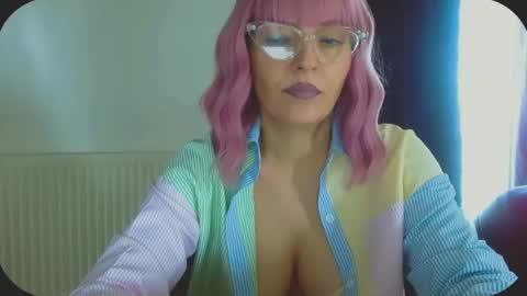 Snapshot of onemoreblonde chatting on 07.26.26 Nicol online show from 07.26.26