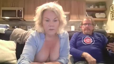couple mature milf bigboobs curvy mommydaddy online show from 01.13.25