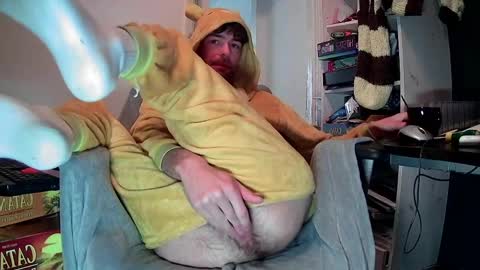 Snapshot of onesieboyx chatting on 03.31.26 onesieboyx online show from 03.31.26