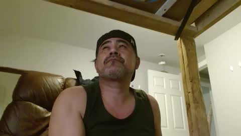 Snapshot of onewayallday chatting on 12.21.24 onewaykenny online show from 12.21.24