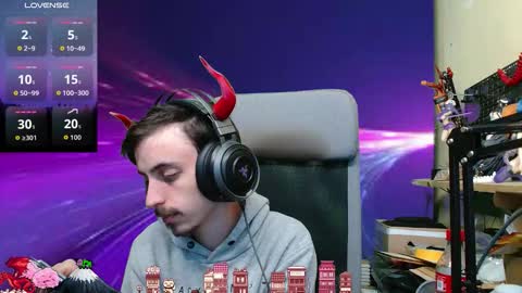 Snapshot of oni_hoshi chatting on 10.03.25 Oni hoshi online show from 10.03.25