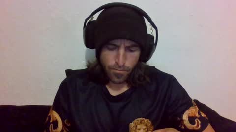 Snapshot of oniyoshiken chatting on 04.12.26 oniyoshiken online show from 04.12.26