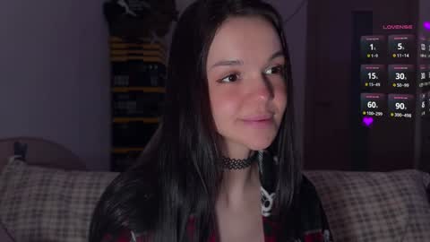 Snapshot of online_may chatting on 01.11.26 May I am your cute succubus online show from 01.11.26