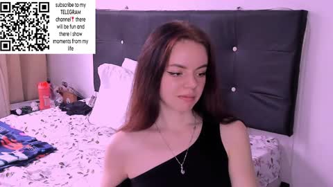 only_sarah1 online show from 12.05.24