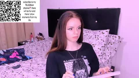 only_sarah1 online show from 12.12.24